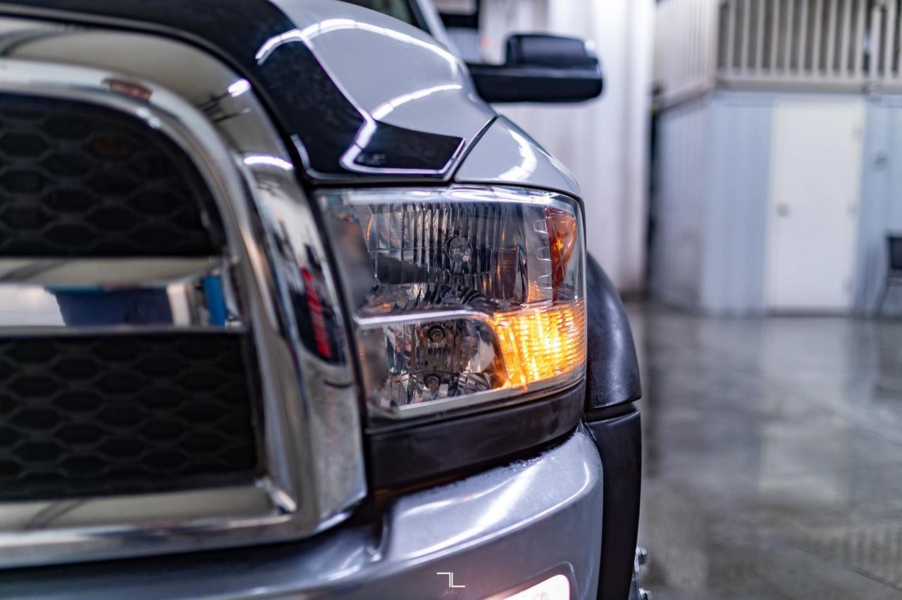 2014 Ram 5500 4x4 Crew Cab SLT Picker Deck Diesel Red Deer AB