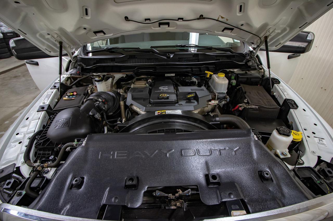 2014 Ram 5500 4x4 Crew Cab ST Deck DRW Diesel Red Deer AB