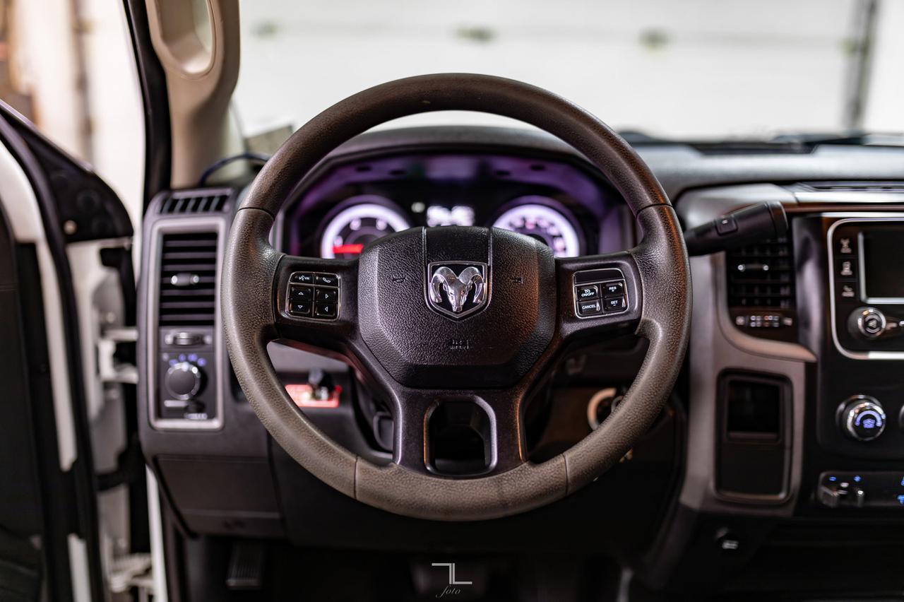 2014 Ram 5500 4x4 Crew Cab ST Picker Diesel AISIN Red Deer AB