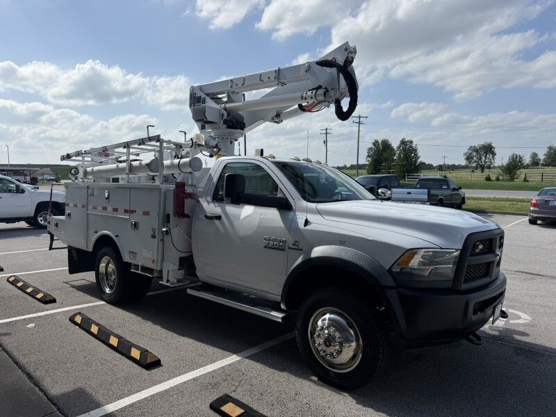 2014 Ram 5500 4x4 Diesel Altec Bucket Truck Tradesman Collinsville OK