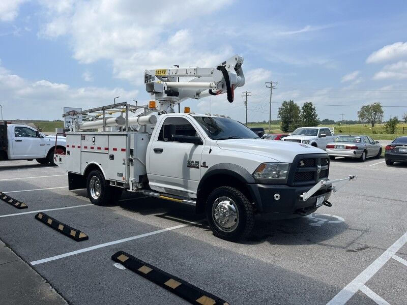 2014 Ram 5500 4x4 Diesel Altec Bucket Truck Tradesman Collinsville OK