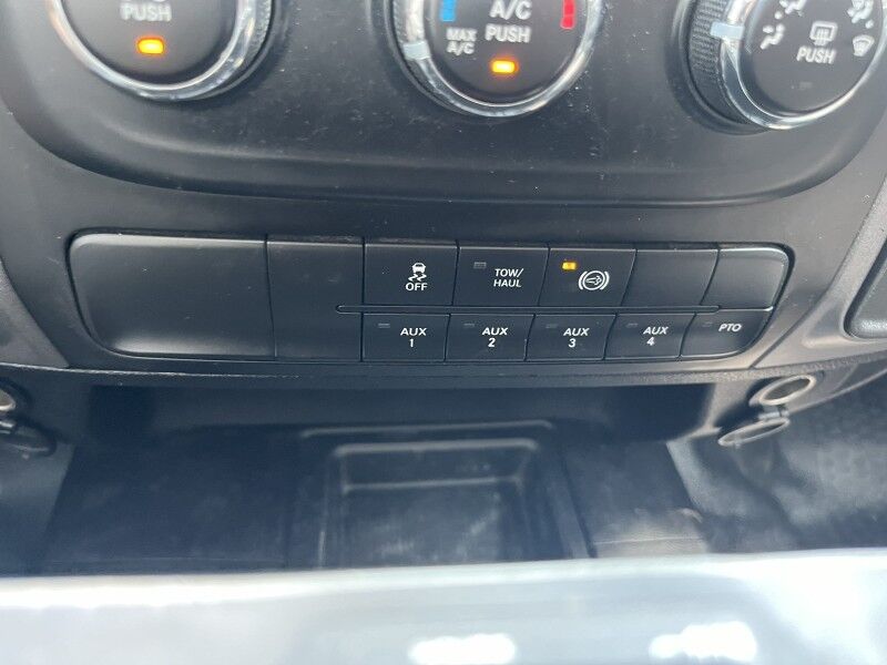 2014 Ram 5500 4x4 Diesel Altec Bucket Truck Tradesman Collinsville OK