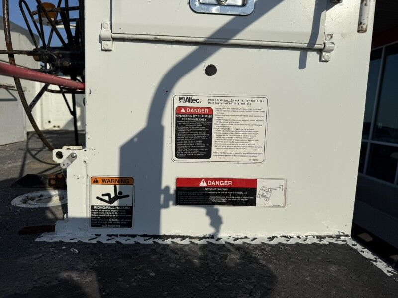 2014 Ram 5500 4x4 Diesel Altec Bucket Truck Tradesman Collinsville OK