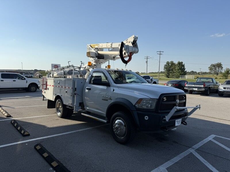 2014 Ram 5500 4x4 Diesel Altec Bucket Truck Tradesman Collinsville OK