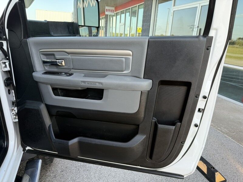 2014 Ram 5500 4x4 Diesel Altec Bucket Truck Tradesman Collinsville OK