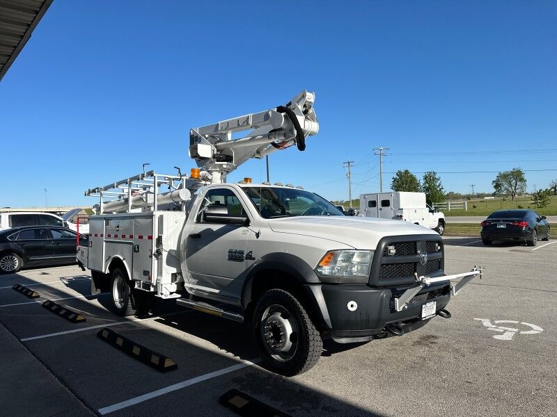 2014 Ram 5500 4x4 Diesel Altec Bucket Truck Tradesman Collinsville OK