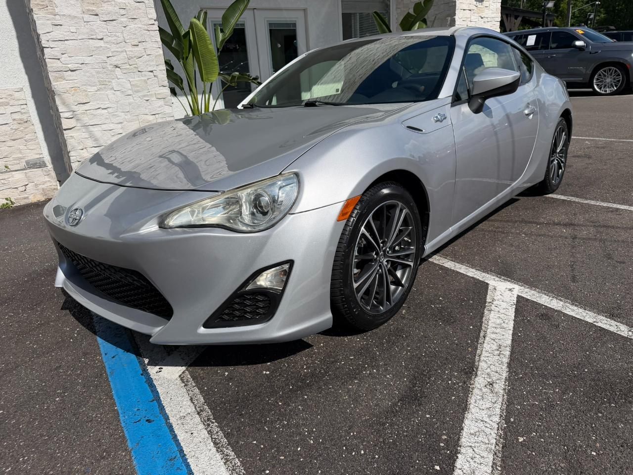 2014 Scion FR-S 2dr Cpe Auto (Natl)