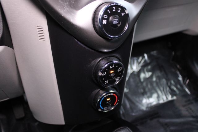 2014 Scion iQ 10 Series Chantilly VA