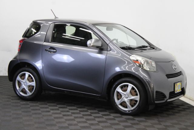 2014 Scion iQ 1.3 CVT 10 Series's photo