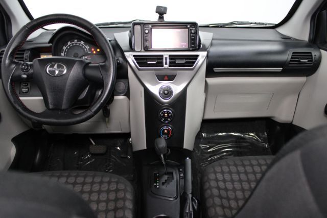 2014 Scion iQ 10 Series