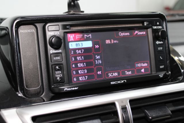 2014 Scion iQ 10 Series Chantilly VA