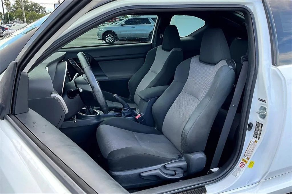 2014 Scion tC 10 Series Hatchback Coupe 2D Maitland FL