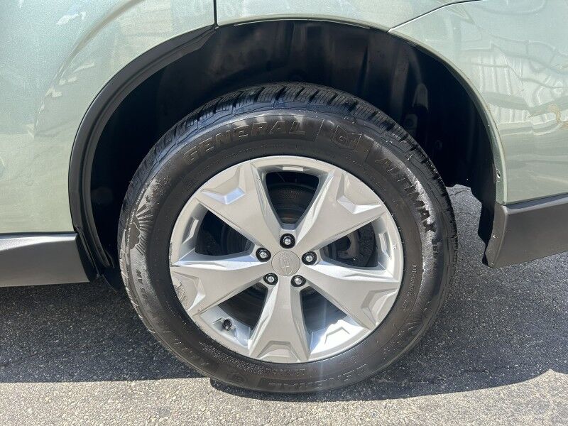 2014 Subaru Forester 2.5i Limited - 1 OWNER - EXTRA CLEAN - LEATHER - SUNROOF Webster MA