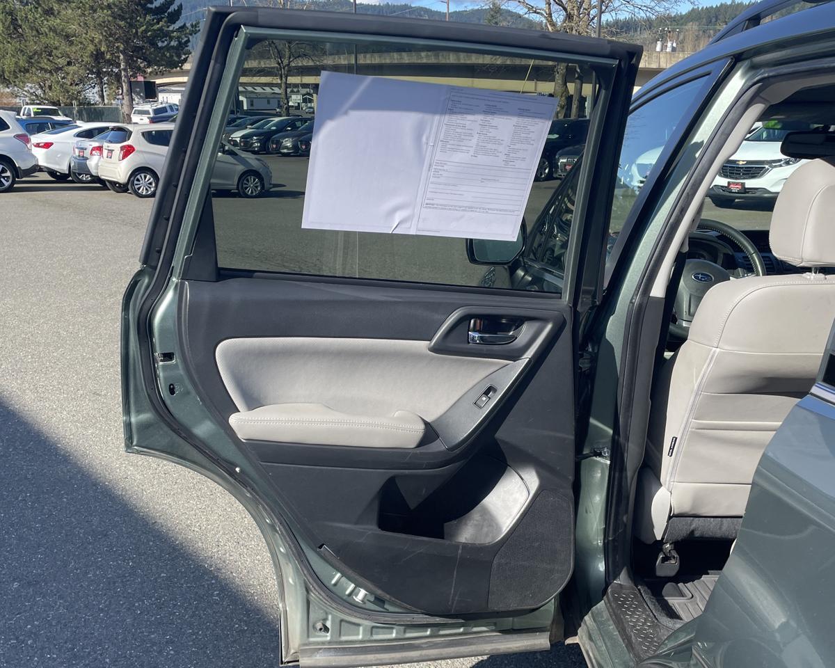 2014 Subaru Forester 2.5i Limited Sport Utility 4D Port Orchard WA