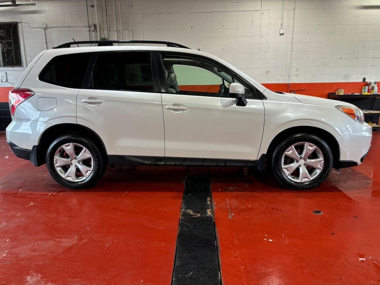 2014 Subaru Forester 2.5i Premium Package AT PZEV's photo