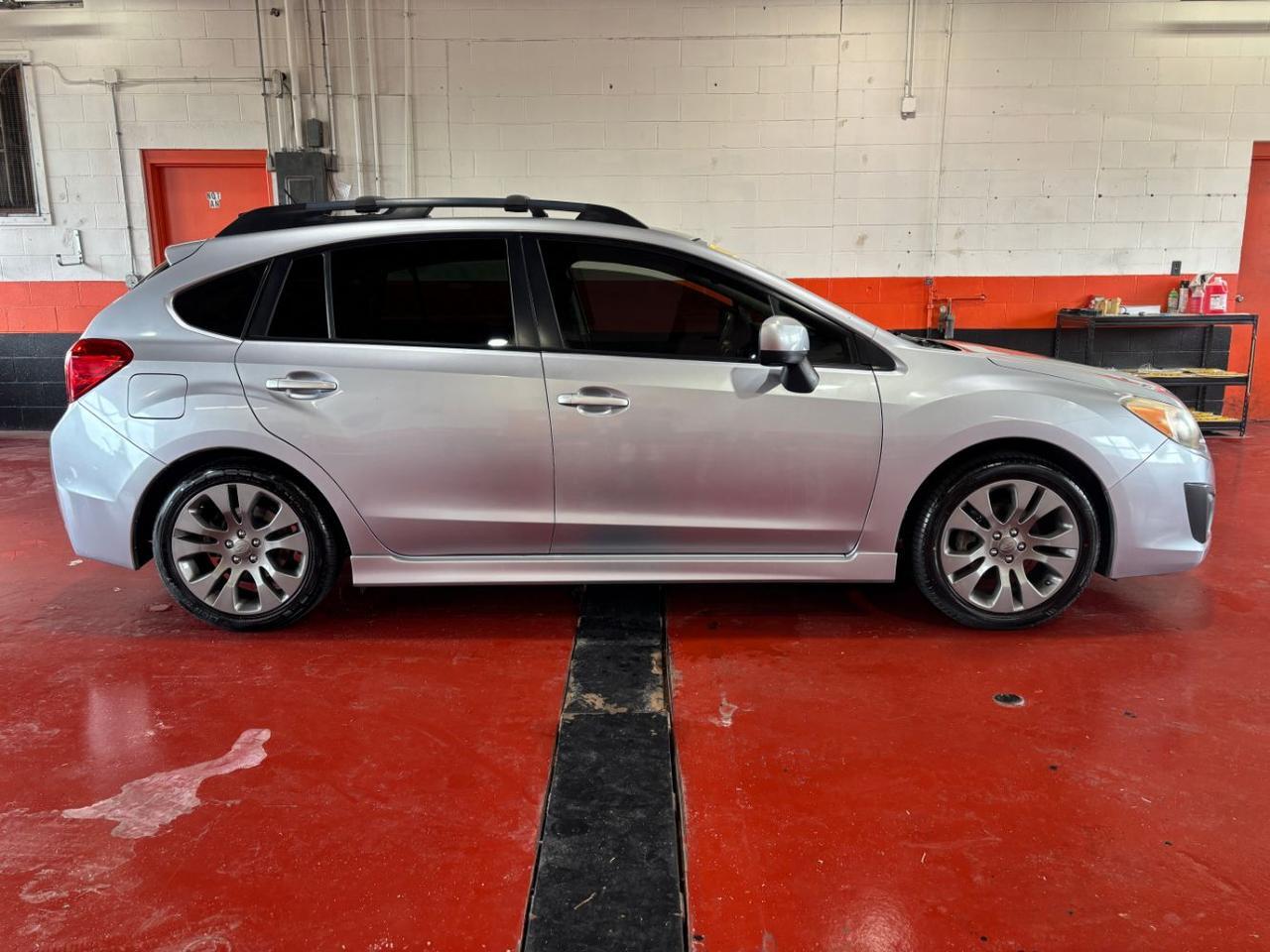 2014 Subaru Impreza 2.0i Sport Premium