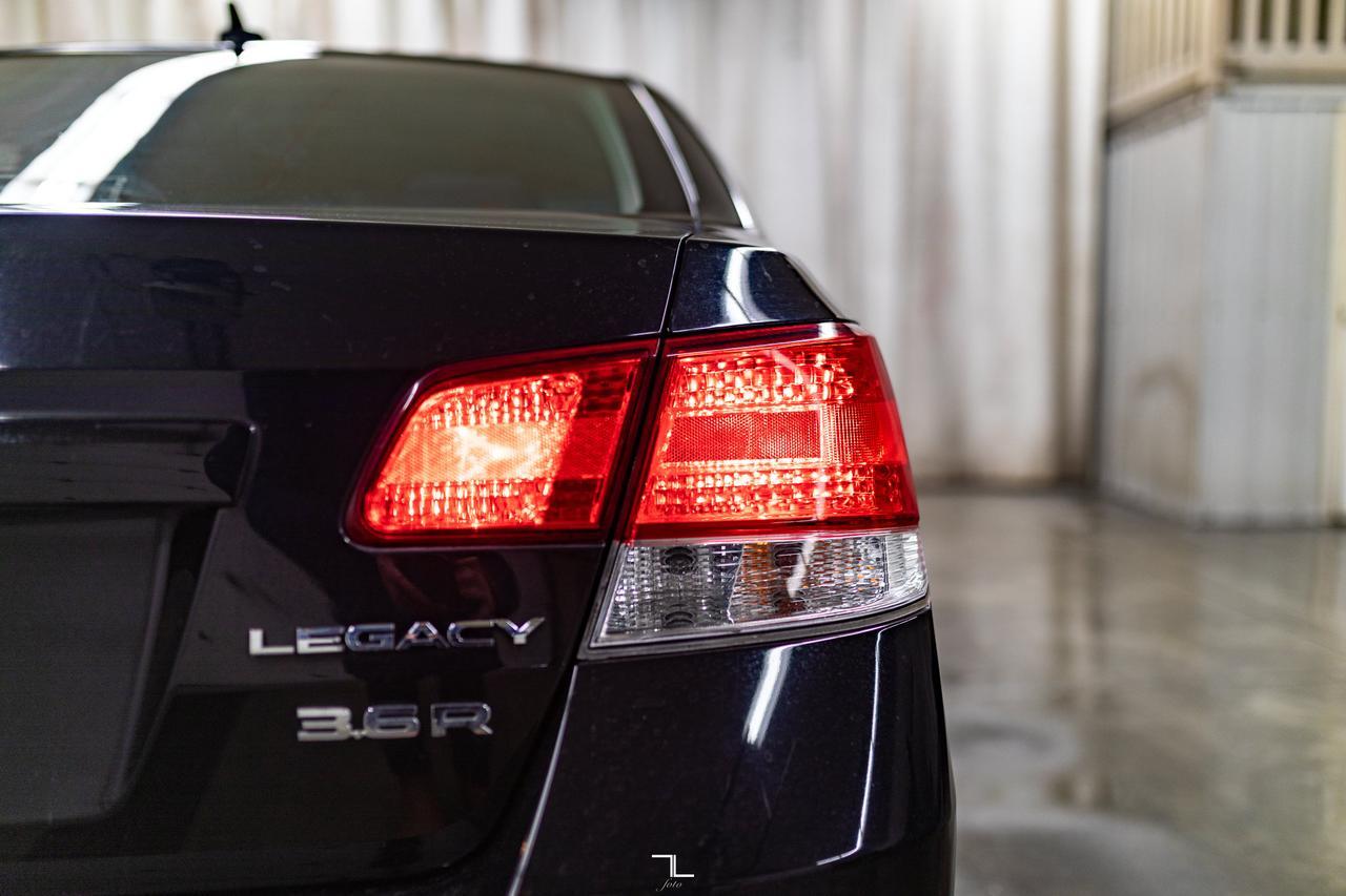 2014 Subaru Legacy AWD 3.6R Pemium Red Deer AB