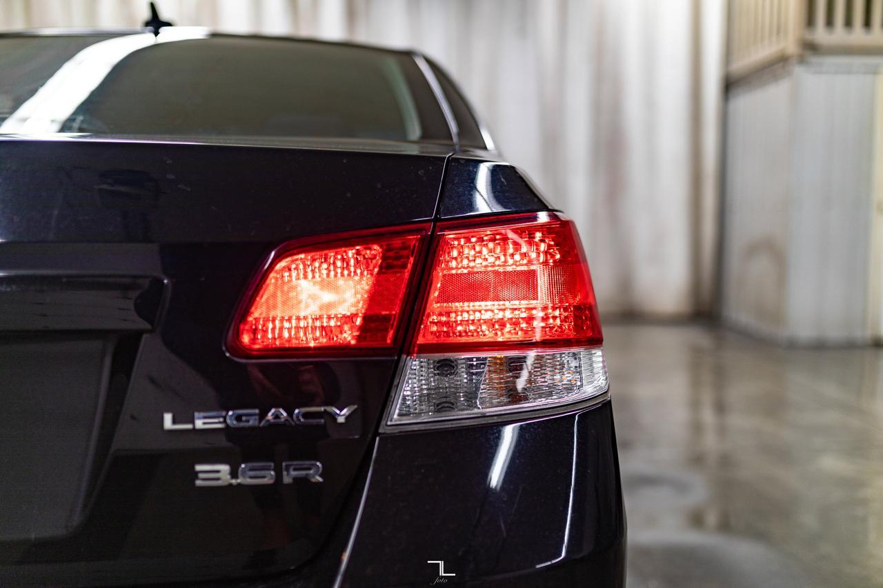 2014 Subaru Legacy AWD 3.6R Pemium Red Deer AB