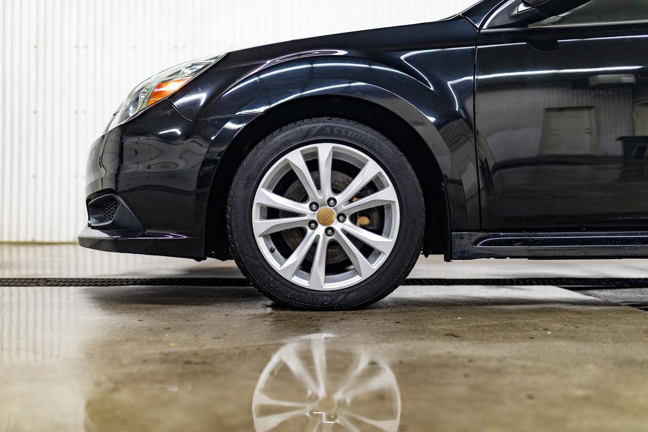 2014 Subaru Legacy AWD 3.6R Pemium Red Deer AB