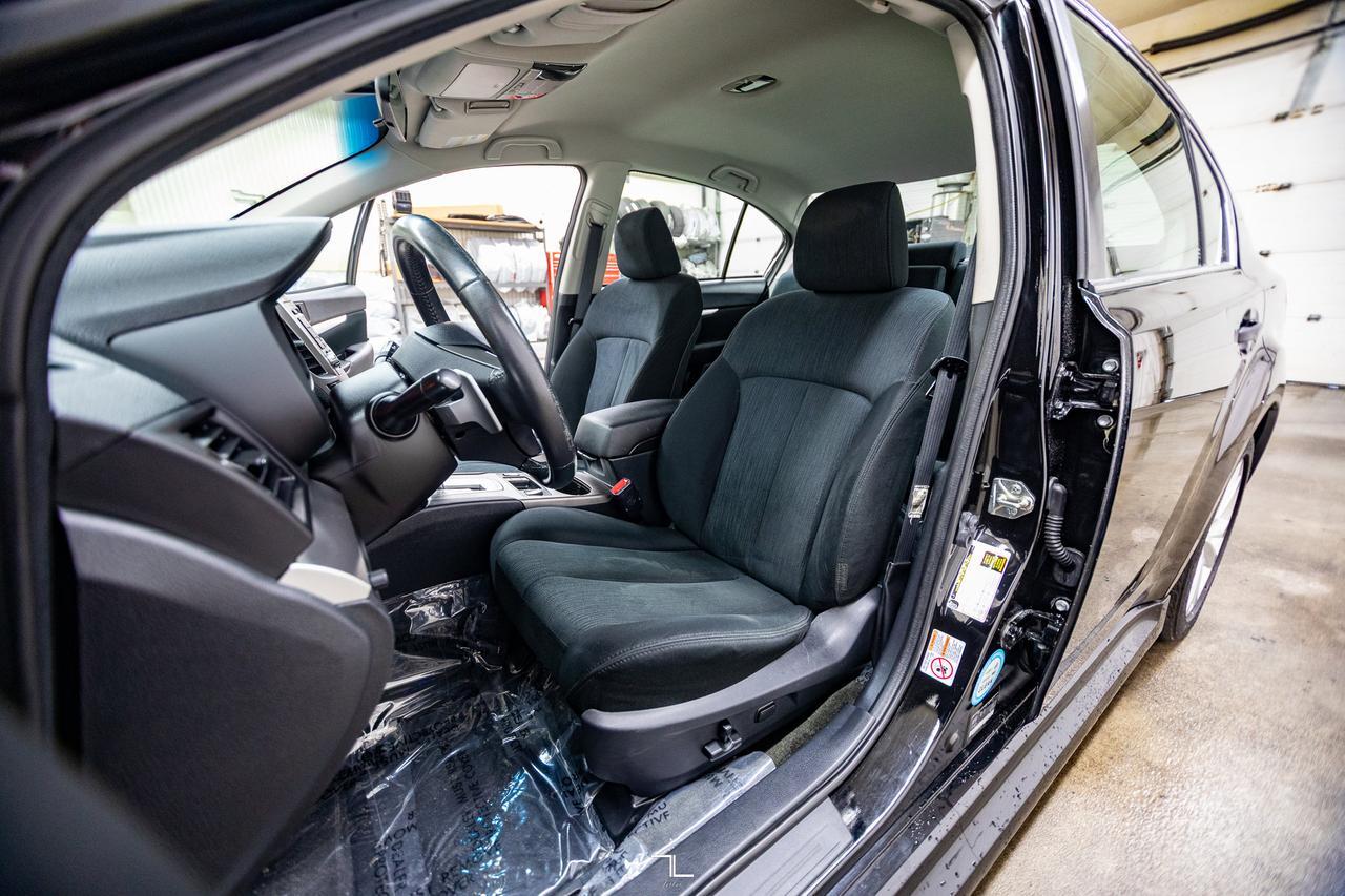 2014 Subaru Legacy AWD 3.6R Pemium Red Deer AB