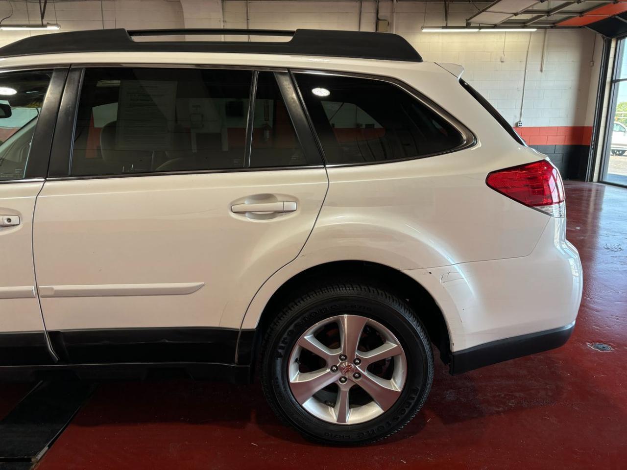 2014 Subaru Outback 2.5i Limited Franklin OH
