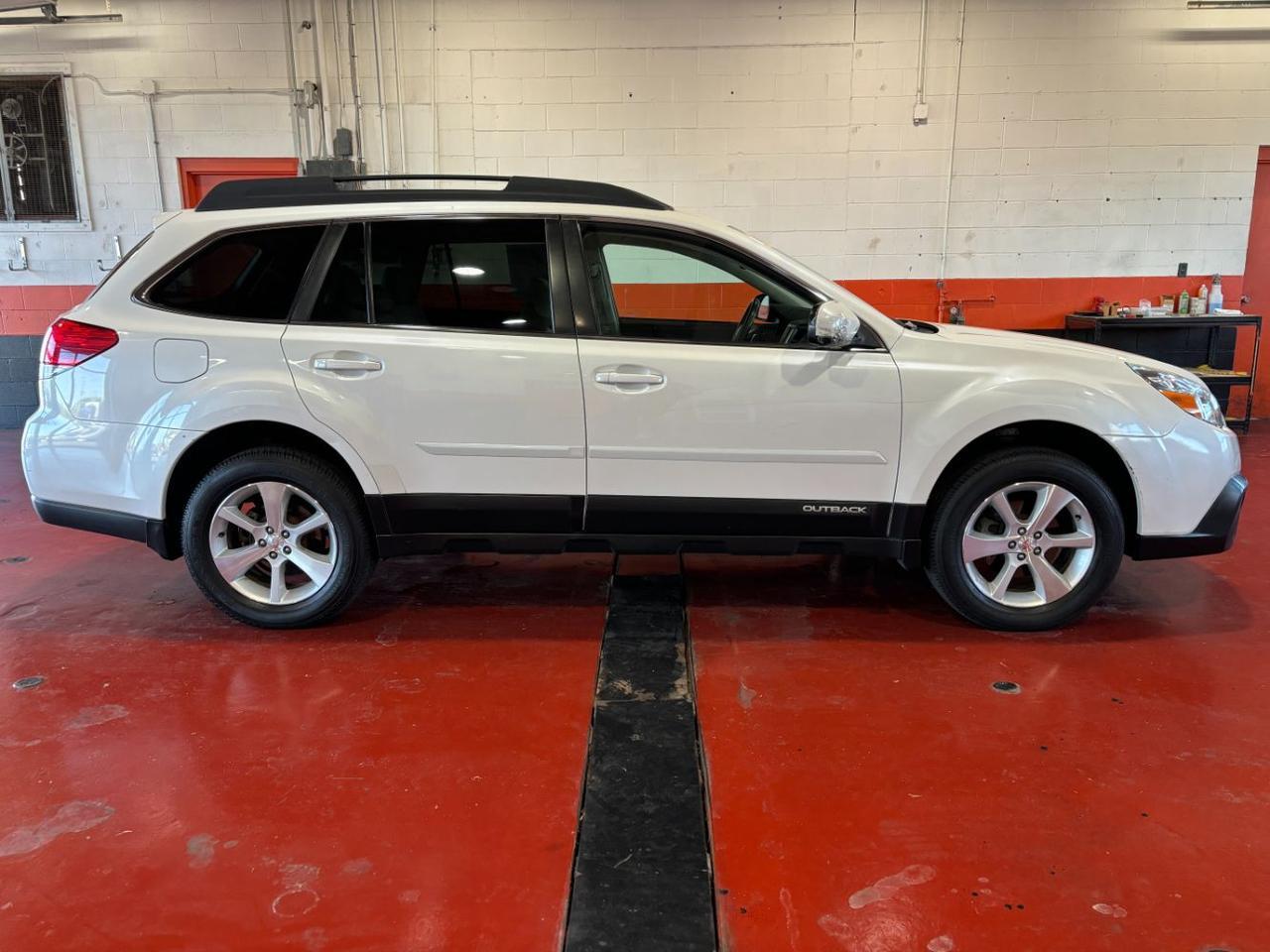2014 Subaru Outback 2.5i Limited