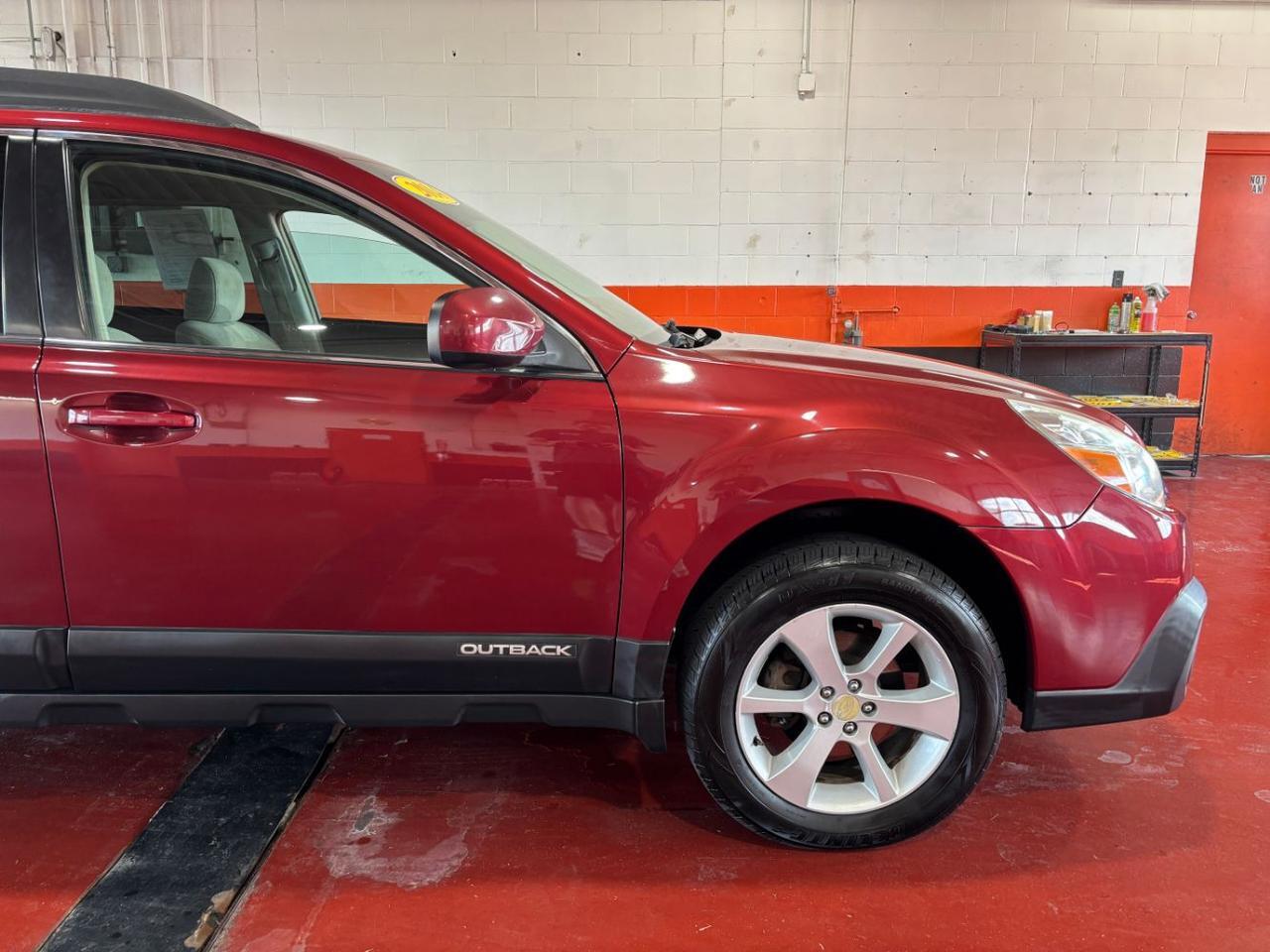 2014 Subaru Outback 2.5i Premium Franklin OH