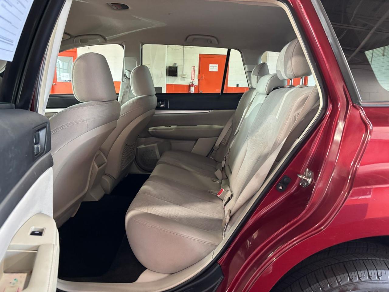 2014 Subaru Outback 2.5i Premium Franklin OH