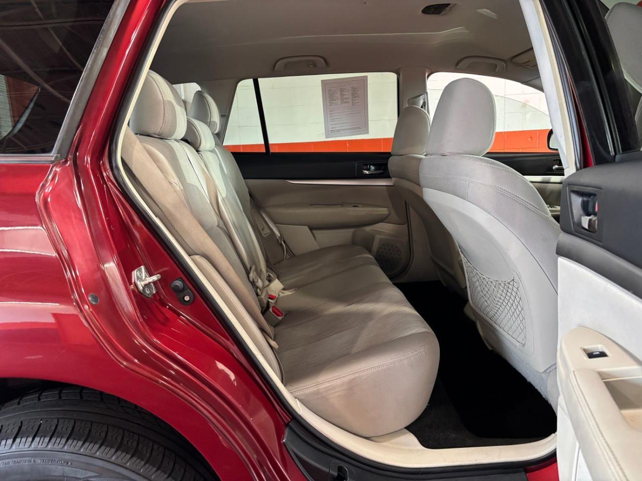 2014 Subaru Outback 2.5i Premium Franklin OH