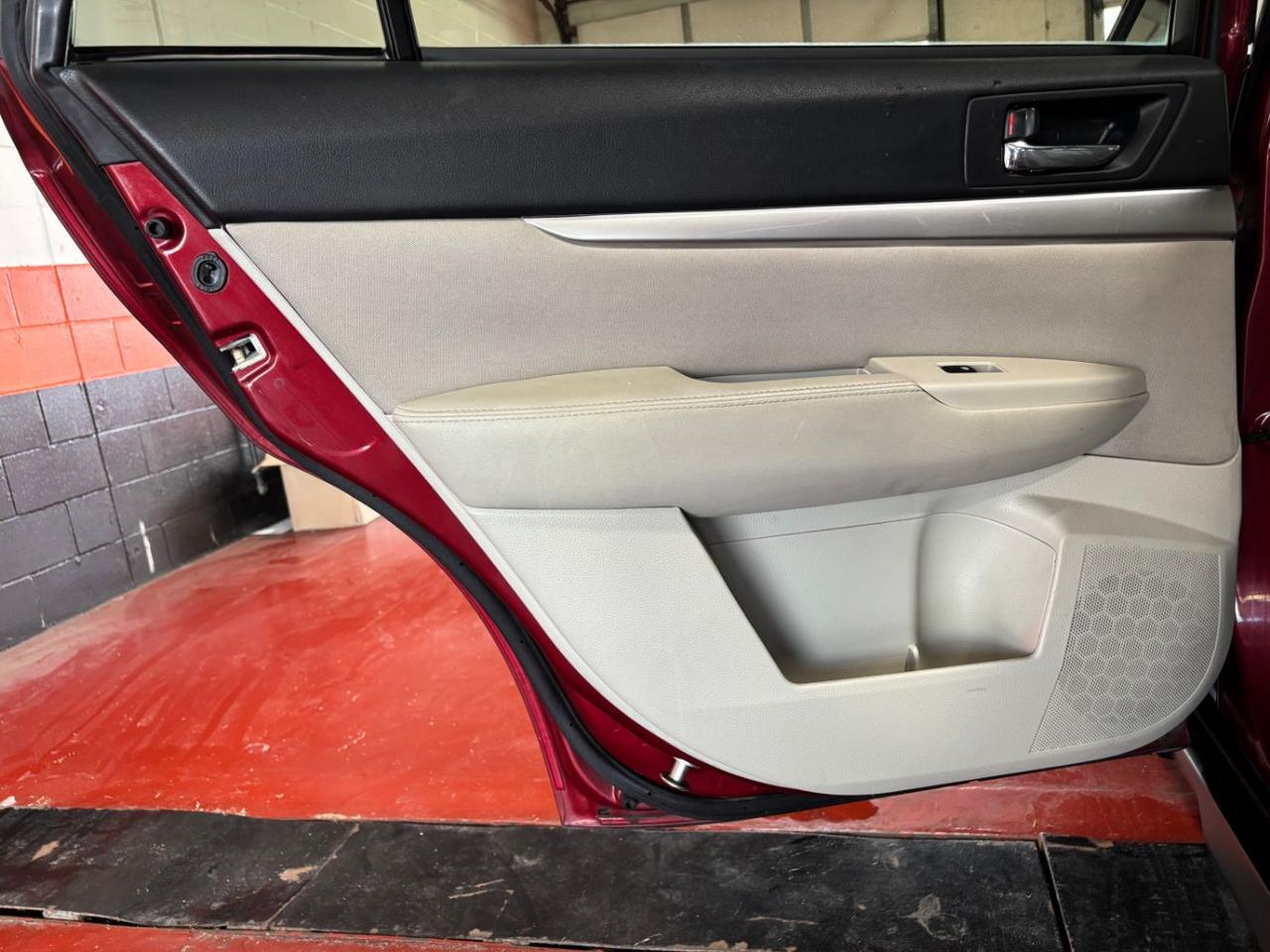 2014 Subaru Outback 2.5i Premium Franklin OH