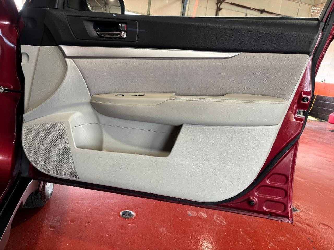 2014 Subaru Outback 2.5i Premium Franklin OH