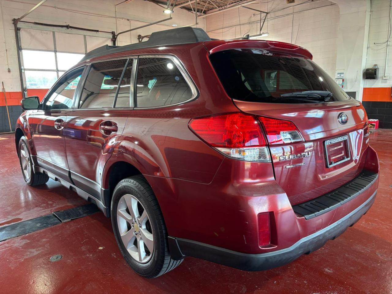 2014 Subaru Outback 2.5i Premium Franklin OH