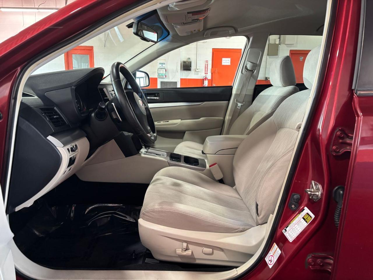 2014 Subaru Outback 2.5i Premium Franklin OH