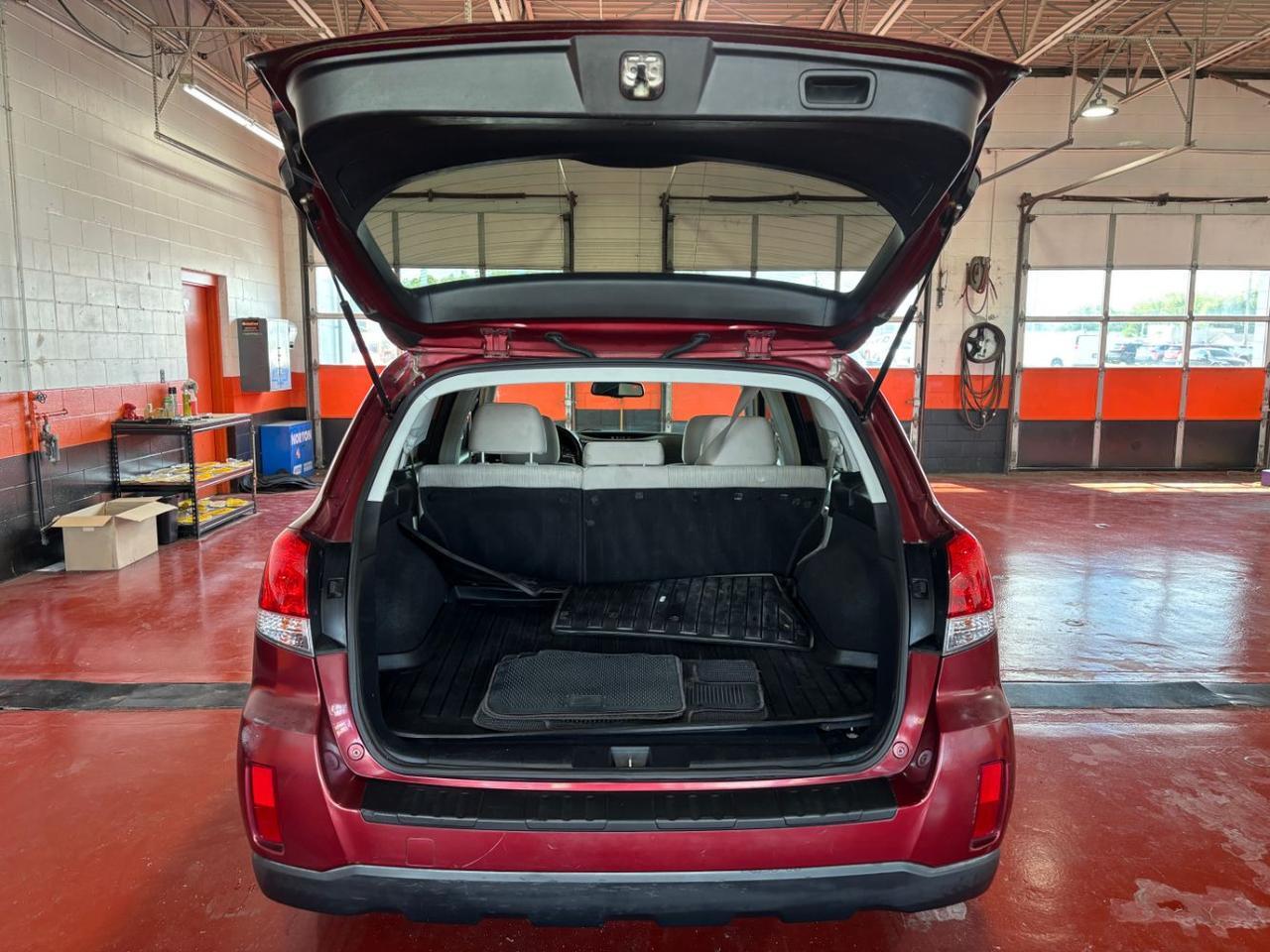2014 Subaru Outback 2.5i Premium Franklin OH