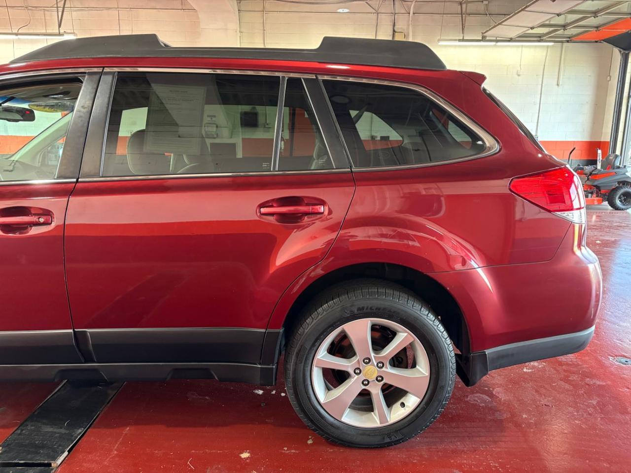 2014 Subaru Outback 2.5i Premium Franklin OH