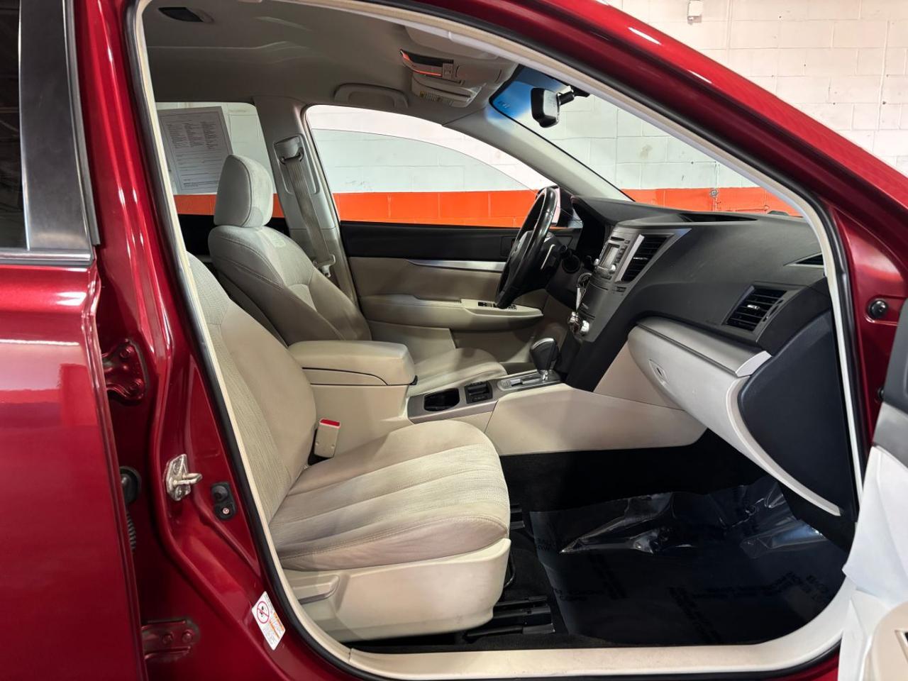 2014 Subaru Outback 2.5i Premium Franklin OH