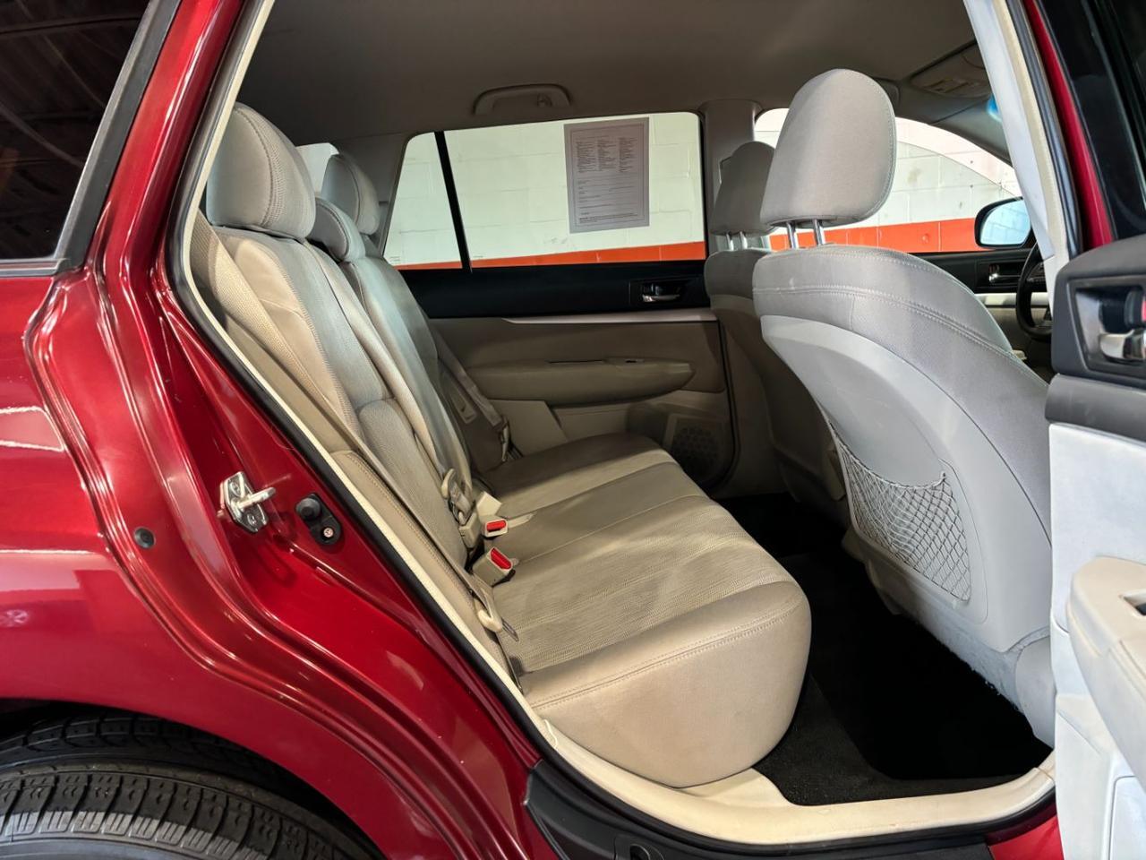 2014 Subaru Outback 2.5i Premium Franklin OH