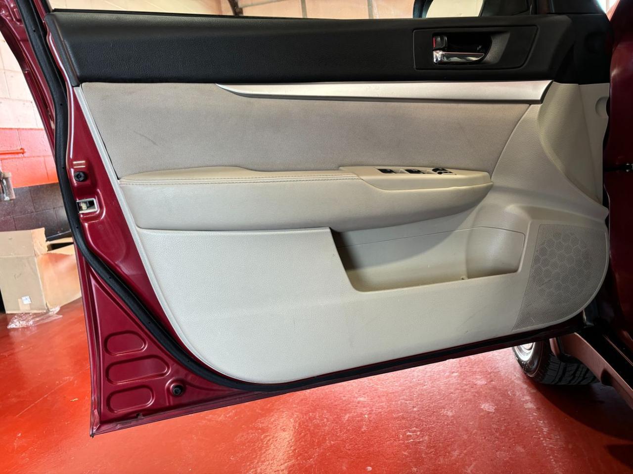 2014 Subaru Outback 2.5i Premium Franklin OH