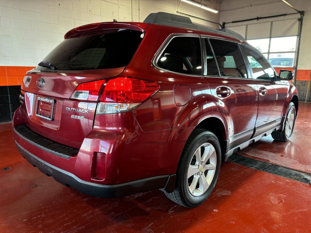2014 Subaru Outback 2.5i Premium Franklin OH