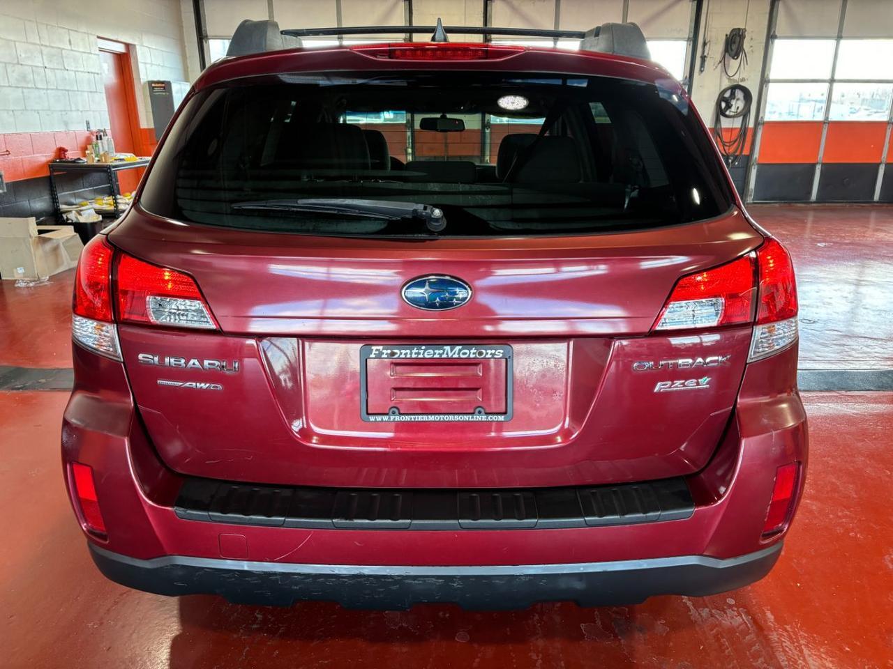 2014 Subaru Outback 2.5i Premium Franklin OH