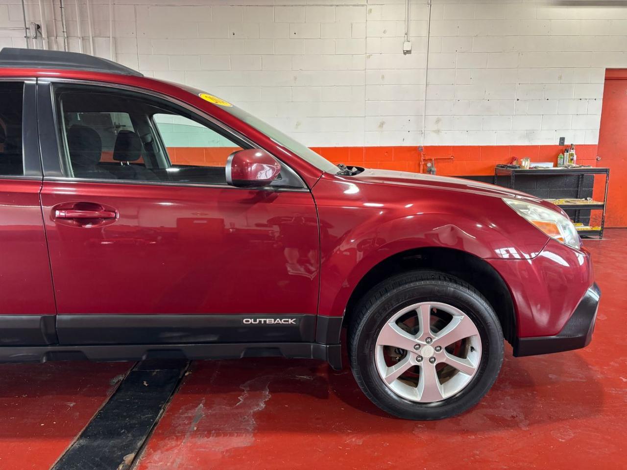 2014 Subaru Outback 2.5i Premium Franklin OH
