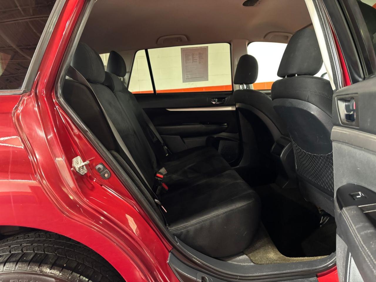 2014 Subaru Outback 2.5i Premium Franklin OH