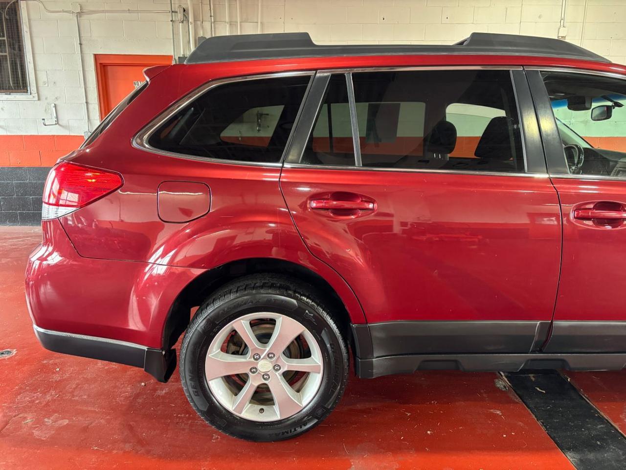 2014 Subaru Outback 2.5i Premium Franklin OH