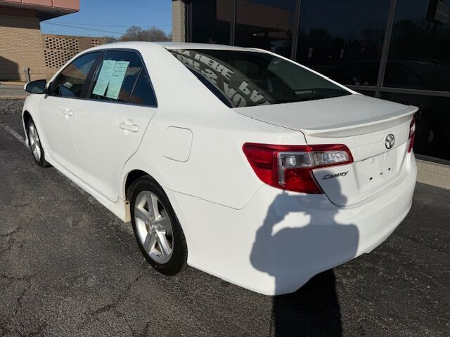 2014 TOYOTA CAMRY SE Greensboro NC
