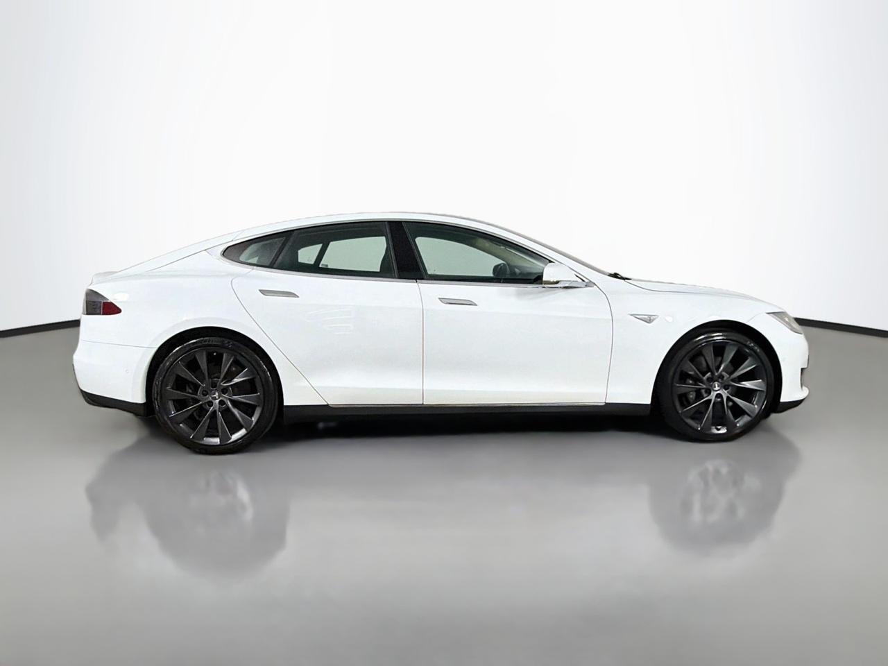 2014 Tesla Model S 85 kWh Battery FREE UNLIMITED SUPERCHARGING Willowbrook IL