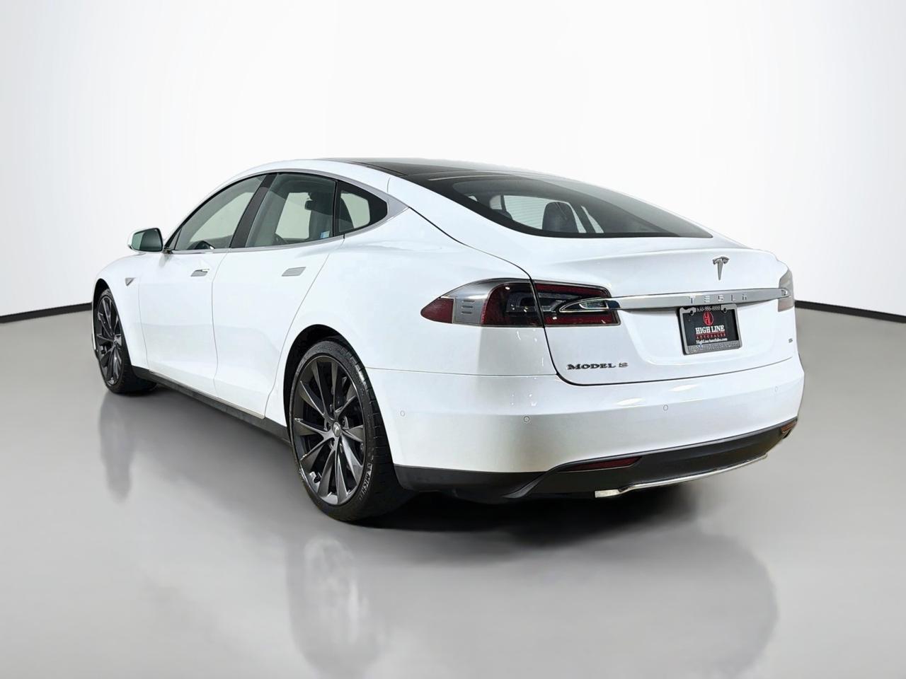 2014 Tesla Model S 85 kWh Battery FREE UNLIMITED SUPERCHARGING Willowbrook IL