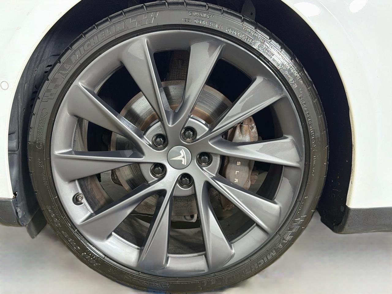 2014 Tesla Model S 85 kWh Battery FREE UNLIMITED SUPERCHARGING Willowbrook IL
