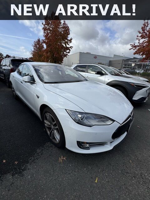 2014 Tesla Model S Base