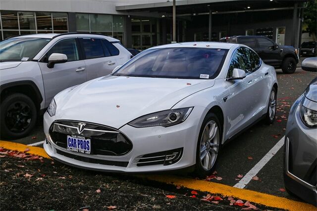 2014 Tesla Model S Base