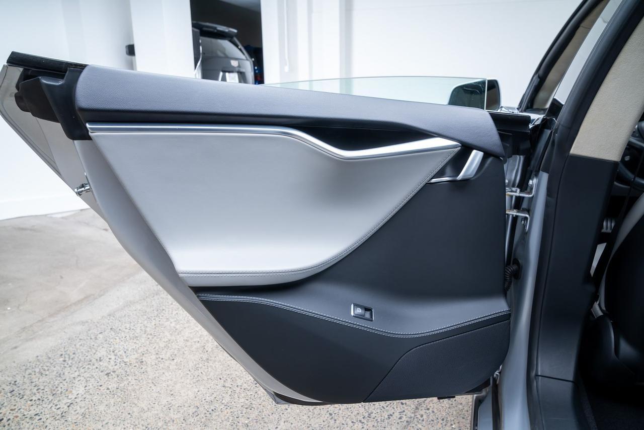 2014 Tesla Model S Heated Seats Portland OR